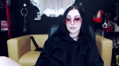 Snapshot of goddessgeorgia chatting on March 2025 04:50:02 PM Goddess Georgia online show from March 2025 04:50:02 PM