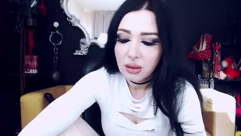 Snapshot of goddessgeorgia chatting on October 2025 01:32:01 PM Goddess Georgia online show from October 2025 01:32:01 PM