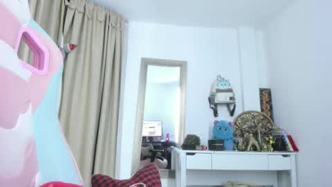 Goddess Jessica and slave Roger online show from December 2025 05:28:01 AM