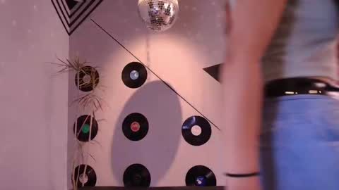 Julieta online show from November 2025 06:13:01 PM