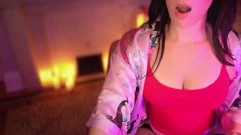 Goddess Mae  NYC online show from November 2025 02:25:02 AM