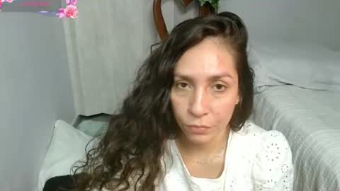 Snapshot of goddessnahi chatting on July 2026 05:32:02 AM Naih Reyes online show from July 2026 05:32:02 AM