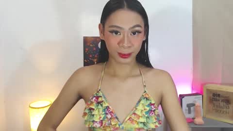 Kyla and Nian online show from October 2025 05:44:02 AM