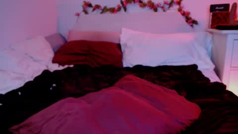 Victoria online show from February 2025 05:51:02 AM