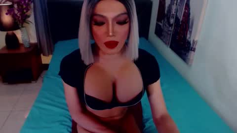 Lucy Pearl online show from February 2026 06:22:01 AM