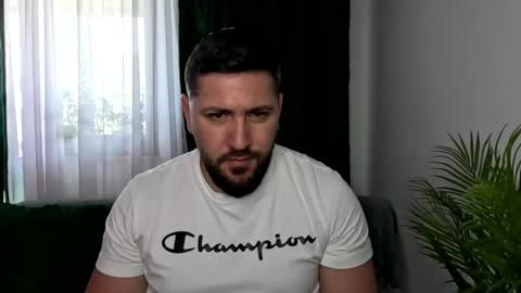 Snapshot of gold_alpha_boy chatting on May 2026 01:40:01 PM gold_alpha_boy online show from May 2026 01:40:01 PM