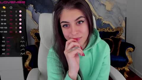 GoldBabyS online show from December 2024 03:00:02 PM