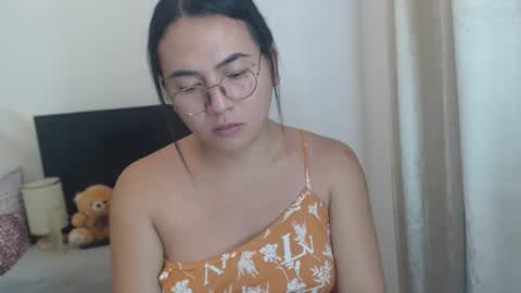 bella online show from November 2025 04:18:02 PM