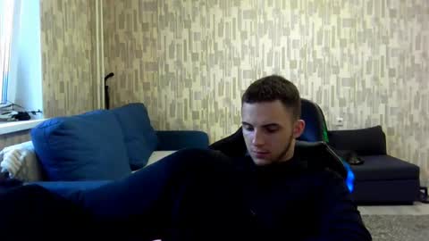 Snapshot of golden_boyyy21 chatting on February 2025 12:11:01 PM Golden boyyy21 online show from February 2025 12:11:01 PM