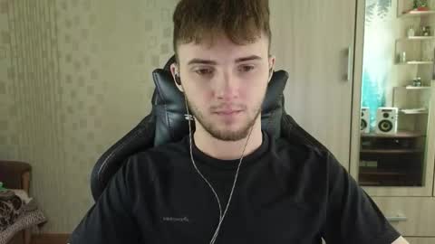 Golden boyyy21 online show from March 2026 08:36:01 AM