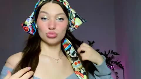 Flora online show from April 2026 08:03:01 PM