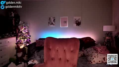 Snapshot of golden_miki chatting on December 2024 06:20:02 AM Shy in the streets but a freak in the sheets online show from December 2024 06:20:02 AM