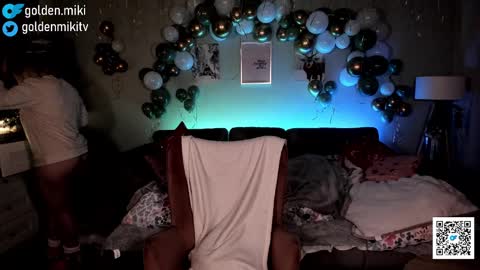 Snapshot of golden_miki chatting on January 2025 01:13:02 AM Shy in the streets but a freak in the sheets online show from January 2025 01:13:02 AM