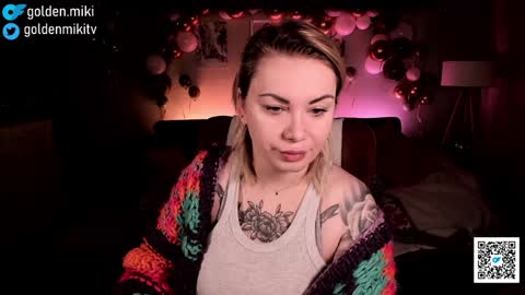 Snapshot of golden_miki chatting on January 2025 02:19:02 AM Shy in the streets but a freak in the sheets online show from January 2025 02:19:02 AM