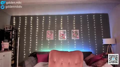 Snapshot of golden_miki chatting on February 2025 08:16:02 AM Shy in the streets but a freak in the sheets online show from February 2025 08:16:02 AM