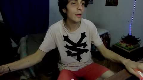 Snapshot of golden_ryan chatting on March 2026 03:23:02 AM Jmmmm online show from March 2026 03:23:02 AM