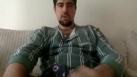 Snapshot of goldenglove35 chatting on April 2026 09:15:01 AM Golden-Glove online show from April 2026 09:15:01 AM