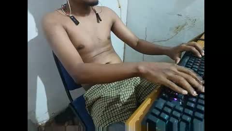 Snapshot of goldengodzilla69 chatting on September 2025 07:33:02 AM goldengodzilla69 online show from September 2025 07:33:02 AM