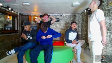 Snapshot of goldenjoi chatting on January 2025 11:38:02 AM GOLDENJOI online show from January 2025 11:38:02 AM