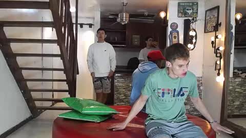 Snapshot of goldenjoi chatting on March 2025 11:33:02 AM GOLDENJOI online show from March 2025 11:33:02 AM