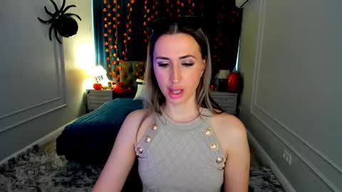 Olivia online show from October 2025 04:14:01 AM