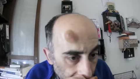 Snapshot of goldenmasculine chatting on April 2026 08:50:02 AM goldenmasculine online show from April 2026 08:50:02 AM