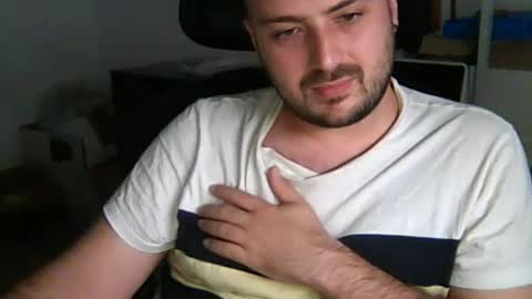 goldenspainboy online show from June 2026 11:27:01 AM
