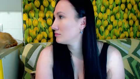 goldmoonn online show from February 2025 06:48:02 PM