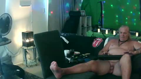 goldyguy011 online show from January 2025 05:05:02 AM