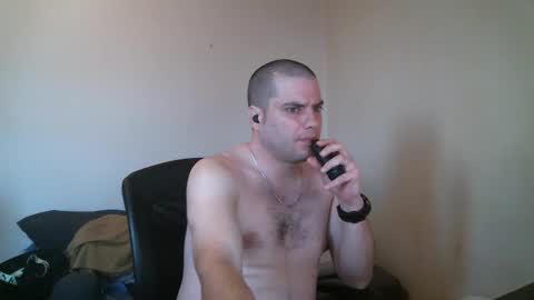 Snapshot of goleafzgo chatting on January 2026 09:35:02 PM goleafzgo online show from January 2026 09:35:02 PM
