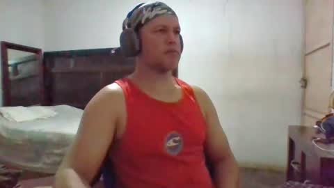 Snapshot of golons17 chatting on January 2026 05:45:02 AM golons17 online show from January 2026 05:45:02 AM