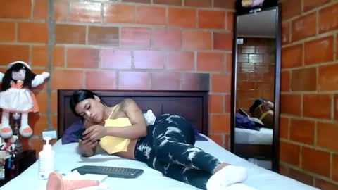 Snapshot of golositha26 chatting on December 2024 11:57:02 PM Valentina online show from December 2024 11:57:02 PM