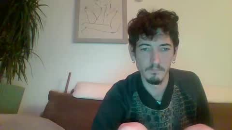 Gon835 online show from December 2025 07:52:01 PM