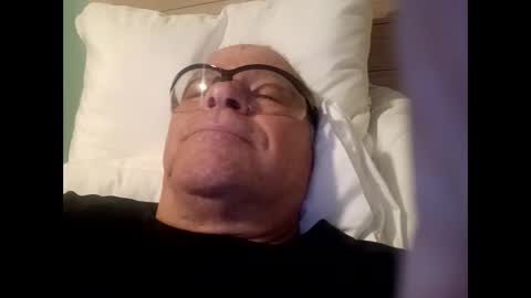 Snapshot of gonadalache chatting on September 2025 12:32:02 AM gonadalache online show from September 2025 12:32:02 AM