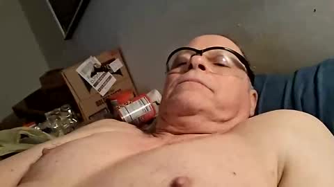 Snapshot of gonadalache chatting on October 2025 12:27:01 PM gonadalache online show from October 2025 12:27:01 PM