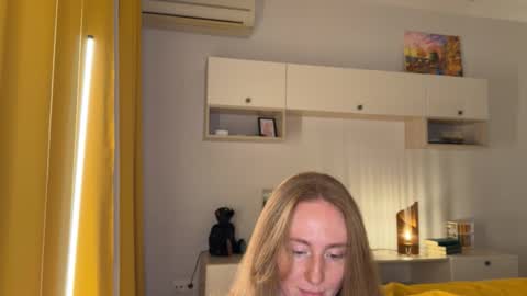 Polly online show from October 2025 02:29:01 PM