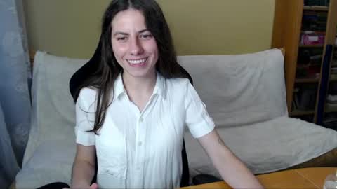 Snapshot of good__night chatting on July 2026 05:08:02 PM Elizabeth Effie online show from July 2026 05:08:02 PM