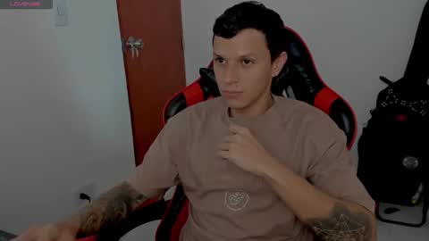 goodboy69i online show from November 2025 03:23:02 PM