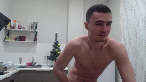 goodgg229975 online show from February 2026 12:22:02 AM