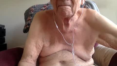 Snapshot of goodgrief12345 chatting on September 2025 08:11:02 PM Sweet old guy online show from September 2025 08:11:02 PM