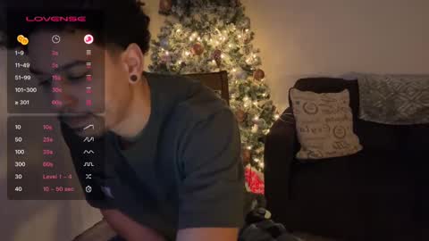 Snapshot of goodjob_jay chatting on December 2024 01:28:02 PM Goodjob Jay online show from December 2024 01:28:02 PM