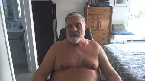 Michael online show from January 2025 09:15:02 PM