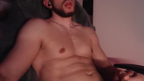 Snapshot of goodvibeshrddck chatting on April 2026 12:37:01 AM Gvibes online show from April 2026 12:37:01 AM