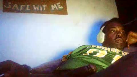 Snapshot of goonergreen chatting on October 2025 08:04:01 AM GoonerGreen online show from October 2025 08:04:01 AM