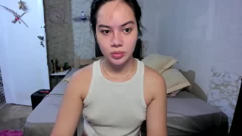 Snapshot of gorgeneviev69 chatting on December 2025 08:07:02 AM geneviev online show from December 2025 08:07:02 AM