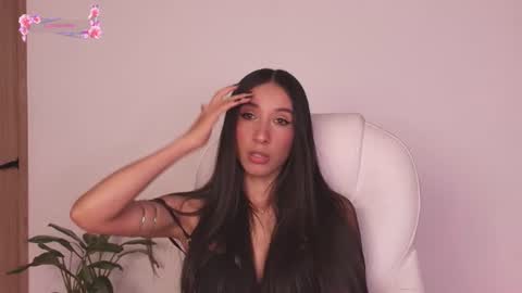 Snapshot of gorgeous_brunette chatting on June 2026 06:44:01 AM Rose online show from June 2026 06:44:01 AM