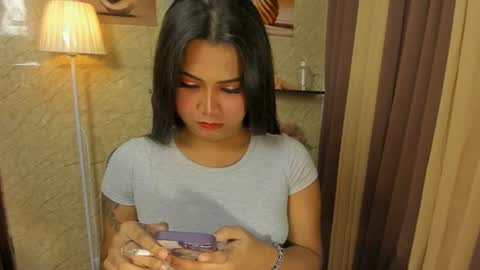 Snapshot of gorgeous_dark_luna chatting on July 2026 05:15:02 PM RIANA online show from July 2026 05:15:02 PM