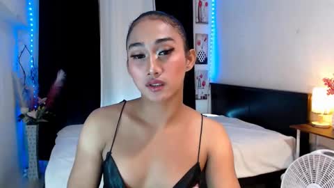 gorgeous_nicole online show from February 2025 10:00:01 PM