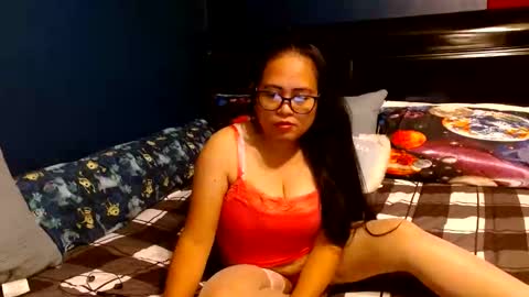 Snapshot of gorgeouslyn09 chatting on September 2025 09:49:01 PM gorgeouslyn09 online show from September 2025 09:49:01 PM