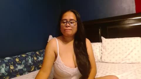 Snapshot of gorgeouslyn09 chatting on November 2025 03:11:01 PM gorgeouslyn09 online show from November 2025 03:11:01 PM